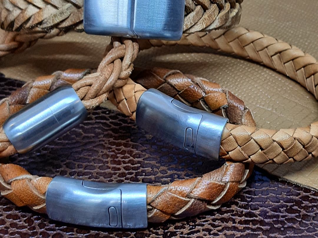 How is round leather cord made