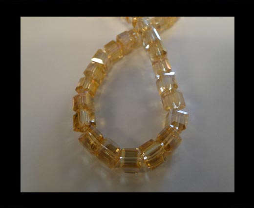 Faceted Cubes-6mm-Topaz AB